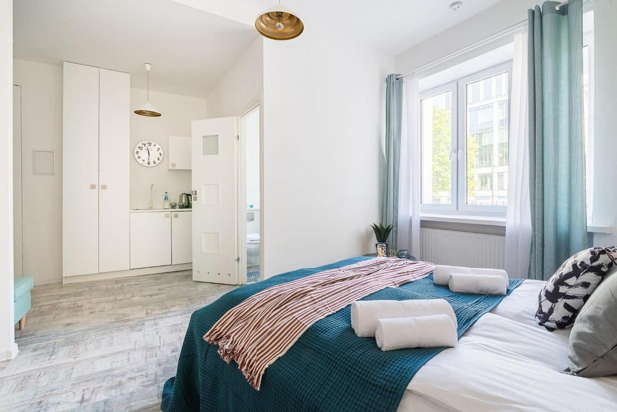 Kopernika 4 - Studio Apartment By Noclegi Renters Varşovia Exterior foto